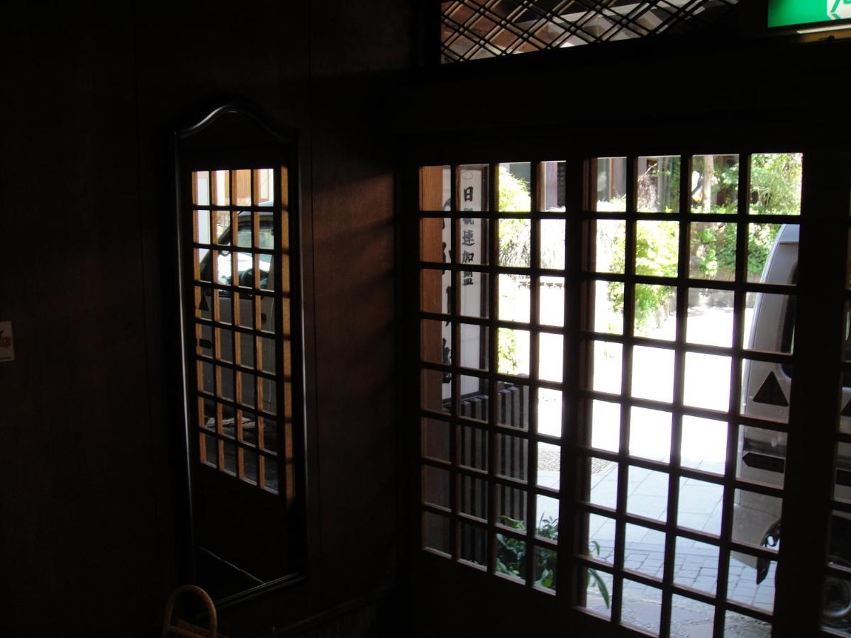 Ikariya Ryokan Яманучи Екстериор снимка
