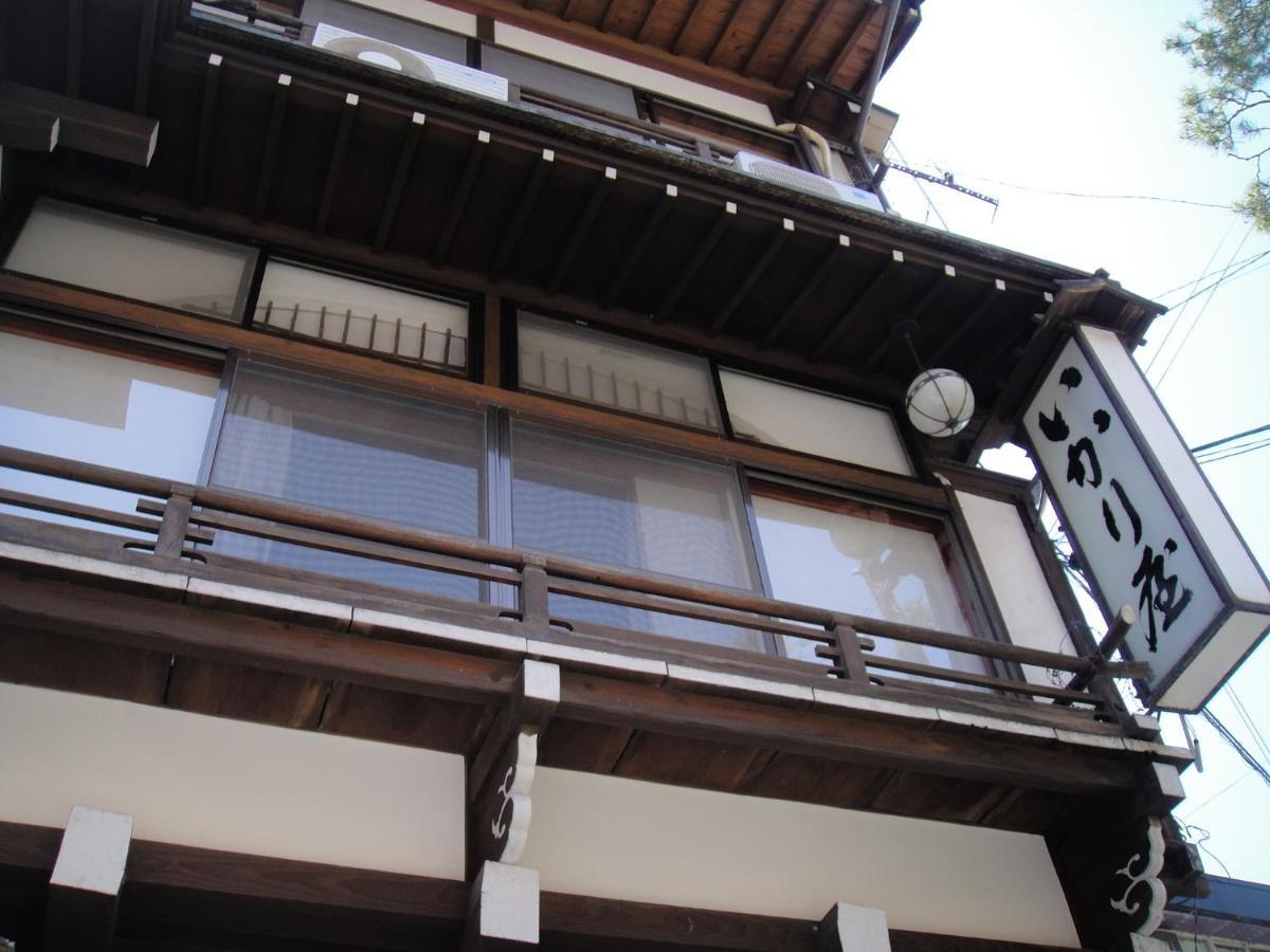 Ikariya Ryokan Яманучи Екстериор снимка