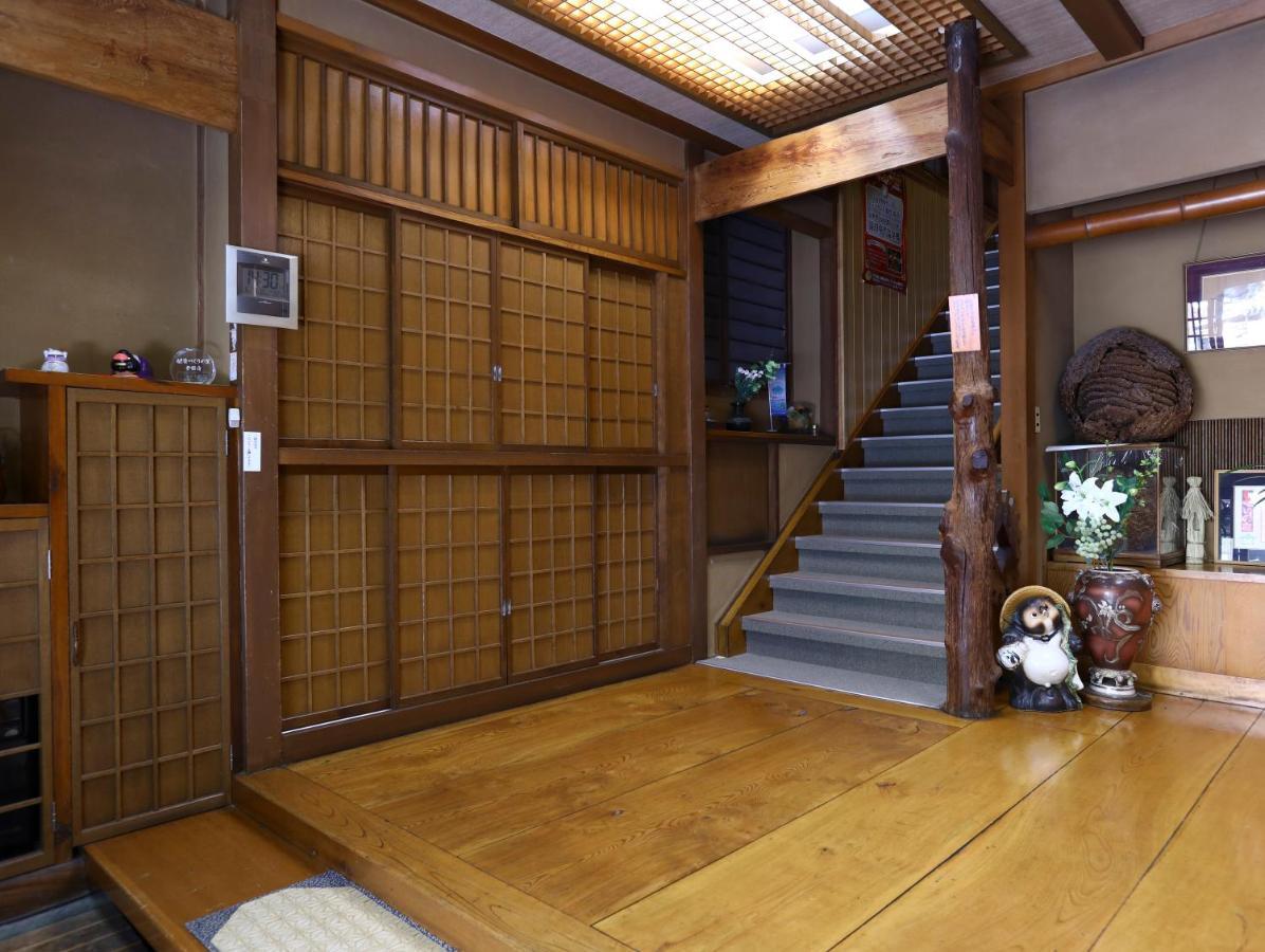 Ikariya Ryokan Яманучи Екстериор снимка