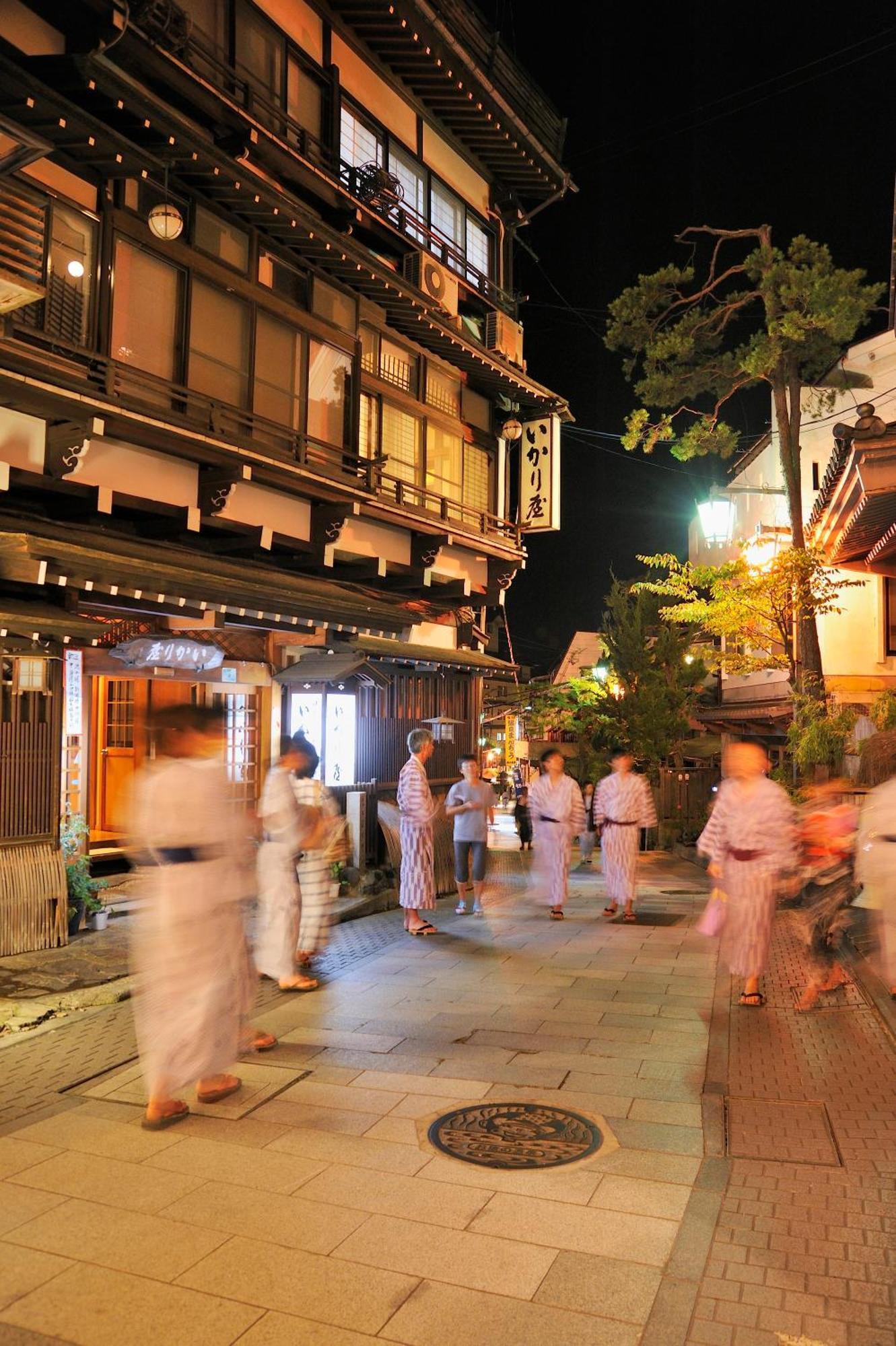 Ikariya Ryokan Яманучи Екстериор снимка